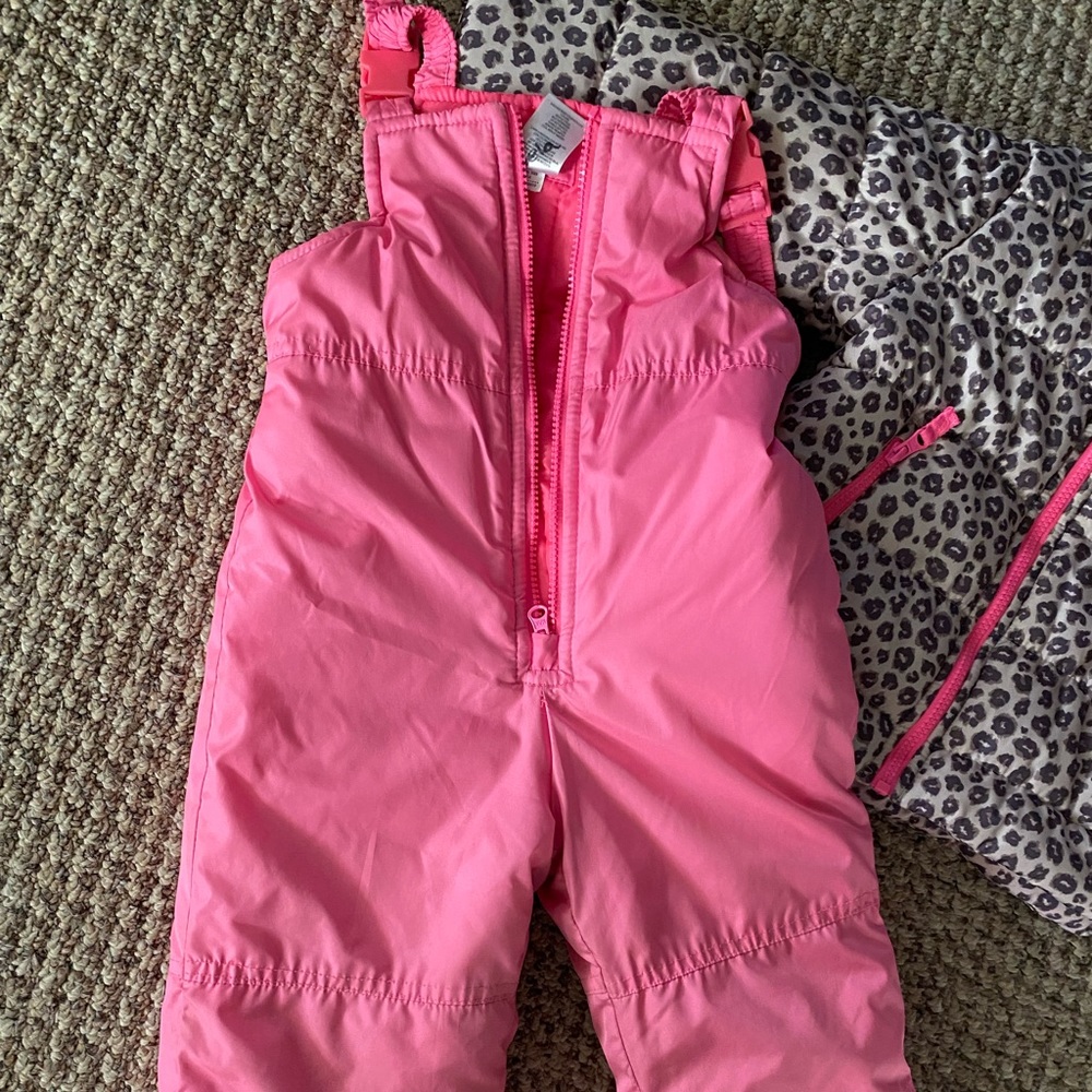 Carters snow suit sz 4T